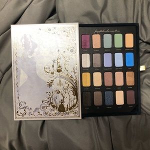 Sephora Disney’s Cinderella eye shadow Palette